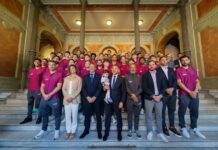 Santa Cruz recibe al Club Deportivo Tenerife por su ascenso a Segunda División